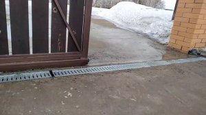 Основная неисправность откатных ворот.