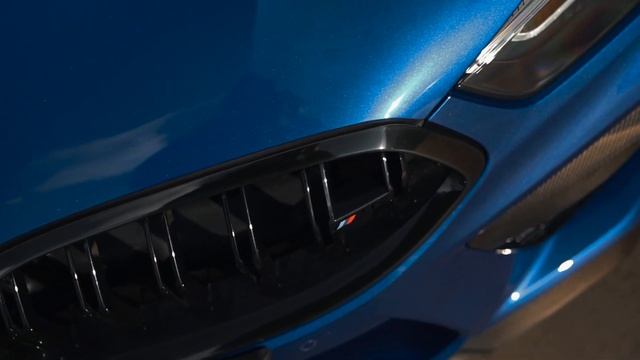 BMW M8 Competition Cabrio и яркий пример того, как работает антигравийная пленка