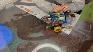 LEGO 42095 в собранном виде/езда с препятствиями