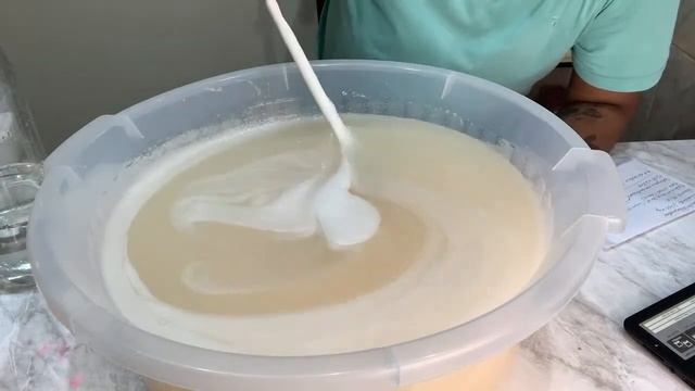 SABÃO LÍQUIDO CONCENTRADO OMO CASEIRO PARA LAVAR ROUPAS смотреть онлайн