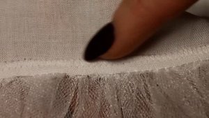 Как сшить подъюбник из фатина для детского платья.
