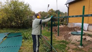 Перенос забора к верным границам с участка соседа. Самый неприятный сюрприз этого года