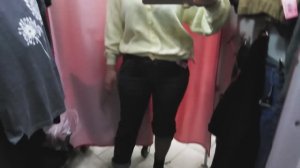 СЕКОНД ХЕНД. БРЮКИ, ДЖИНСЫ, ОБУВЬ, ПЛАТЬЯ. СКИДКА 50%. КУПИЛА ДЖИНСЫ И БРЮКИ.