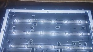 Ремонт телевизора LG - 32 LB 651 V замена подсветки.