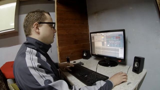 РЕАЛЬНО ЛИ написать ТОПОВЫЙ трек за 5 минут на клаве? Пишем музыку в FL Studio #музыка из ничего :|