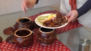 Жаркое из говядины в горшочках