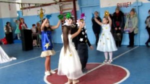 Танец снежинок и месяца 3 класс