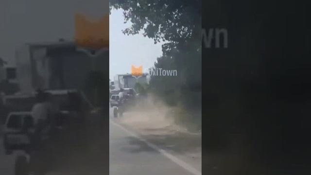 Эх тачанка, Ростовчанка...