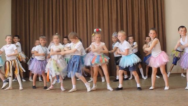 Фестиваль танцев 2016 - Чунга-чанга - 1 Б - Школа 15 - Севастополь смотреть онлайн