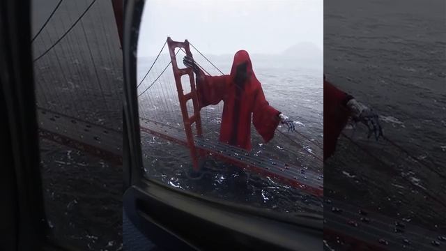 Grim reaper spotted at Golden Gate Bridge. San Francisco. / Мост в Сан Франциско. Красный мост.