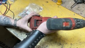 Замена щёток на шуруповёрте | Замена щёточного блока | Ремонт шуруповёрта Hilti в СПб