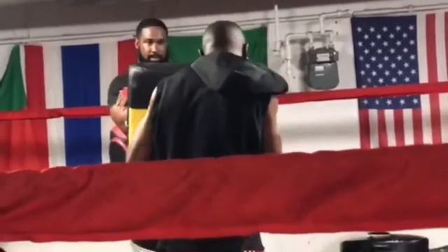 Ke’Andre Gibson training at St. Louis Sweat Boxing gym ! смотреть онлайн