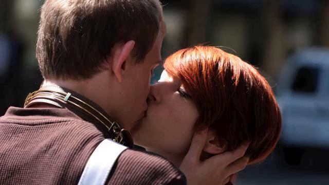 Песня из мюзиклов. Реальный хит! Голос шокирует! смотреть онлайн