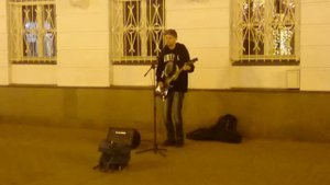 ПЕСНЯ ПРО БОМЖЕЙ. МОСКВА АРБАТ