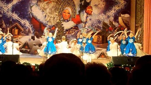 **Снеженика** ДК им.Петровского Новый 2018 год. смотреть онлайн