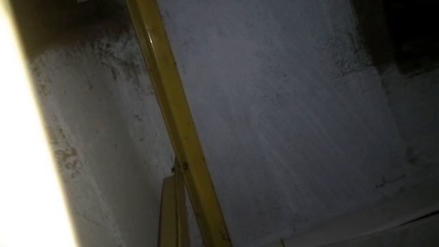 Лифт на большой скорости сел на ловители под потолком неприятноя неприятность смотреть онлайн