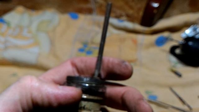 ВЕРНЫЙ СПОСОБ! Как выкрутить сломанный болт, винт шпильку. Экстрактор своими руками (самодельный)