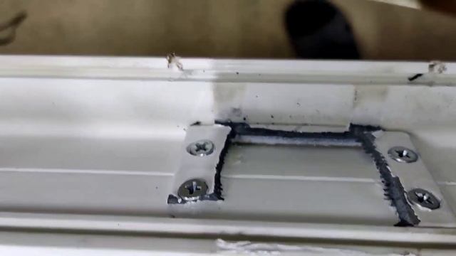 Балконная дверь ПВХ под замену? Или возможен ремонт? смотреть онлайн