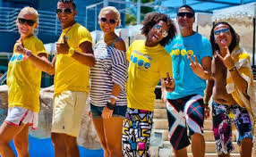 Отдых в Египте.. Шоу в отелях Хургады.. Смертельное шоу... Шоу с хождением по битому стеклу.. смотреть онлайн