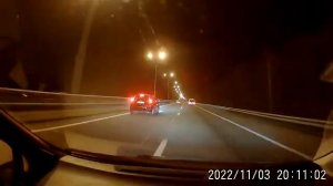 Toyota Vitz Gs против Honda Fit RS.