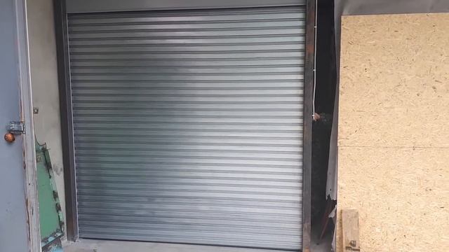 Рулонные ворота металлические