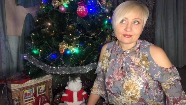 Мои пожелания друзьям/новый год вдвоём/как украсить ёлку/полезла под ёлку/загадываю желание