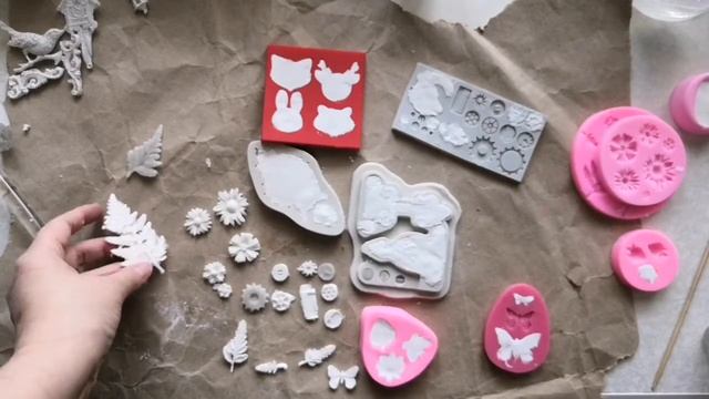 Фигурки из пенопласта и клея Titan. DIY.