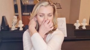 Упражнение на развитие двух полушарий головного мозга.