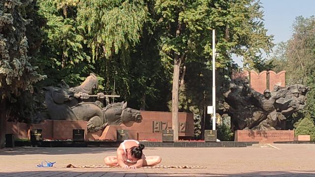 утренняя разминка в парке 28 Панфиловцев 6 августа 2022 смотреть онлайн