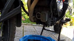 Замена МАСЛА и ФИЛЬТРА САМОСТОЯТЕЛЬНО! МОТОЦИКЛ БМВ GS 800 (BMW oil & filter changing)