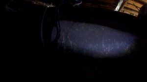 Проводка на чердаке в опилках