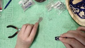 Круглый жгут из бисера и бусин. Часть 1.