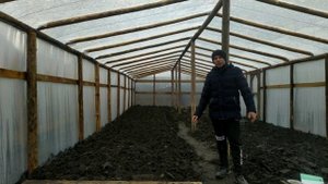 ТЕПЕРЬ НАКРЫВАЮ ТЕПЛИЦУ ПЛЕНКОЙ ТОЛЬКО ТАКИМ СПОСОБОМ!!!