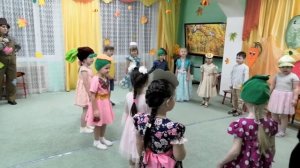 Осенний утренник в старшей группе "Пугало огородное на празднике у ребят"