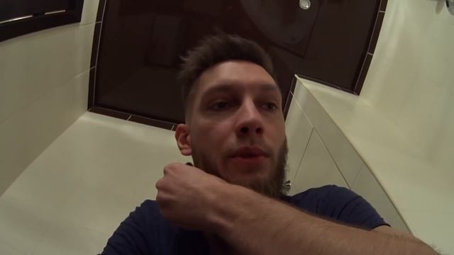 ВЫРВАЛ ВОЛОСЫ У ДЕВУШКИ - ПРАНК смотреть онлайн