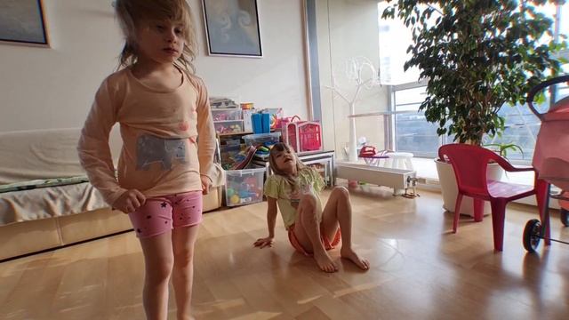 Семейный влог Крутая Утренняя Зарядка HIIT Разминка Физкультура OnlyFamilyVibes Многодетная Семья смотреть онлайн