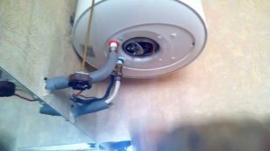 Бытовые хитрости. Почему не греет бойлер. Как почистить бойлер своими руками. Замена тэна.