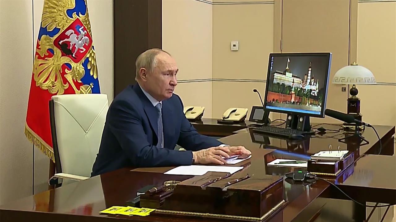 Борьбу с распространением идей неонацизма обсудили на совещание Совета безопасности России