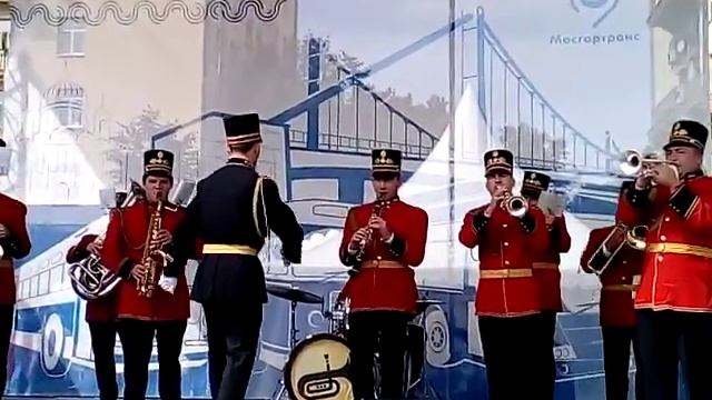 Веселая музыка смотреть онлайн