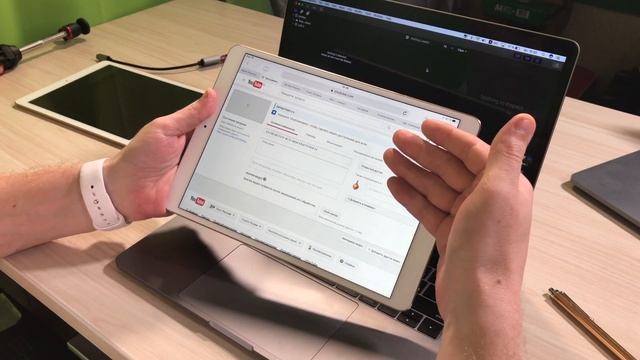 Сравнение iPad Pro 10.5 и MacBook Pro 13 смотреть онлайн