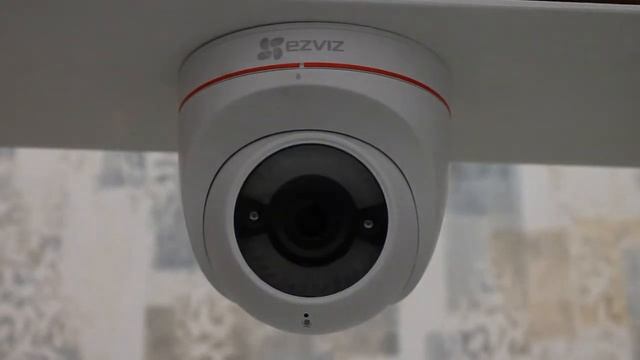 Видеокамера Ezviz C4W - Интенсивный предупреждающий сигнал о вторжении