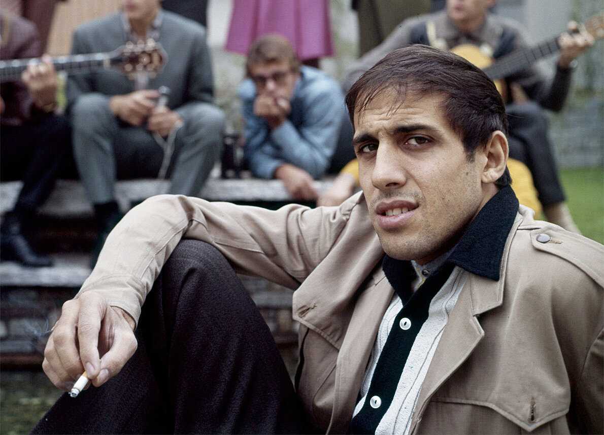 Adriano celentano. Адриано Челентано. Челентано в молодости. Челентано фото в молодости. Адриано Челентано молодой.