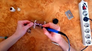 Пайка аккумуляторов 18650, паяльником!!! Как?