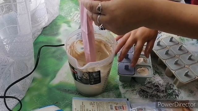 Делаем мороженое, дети очень рады. смотреть онлайн