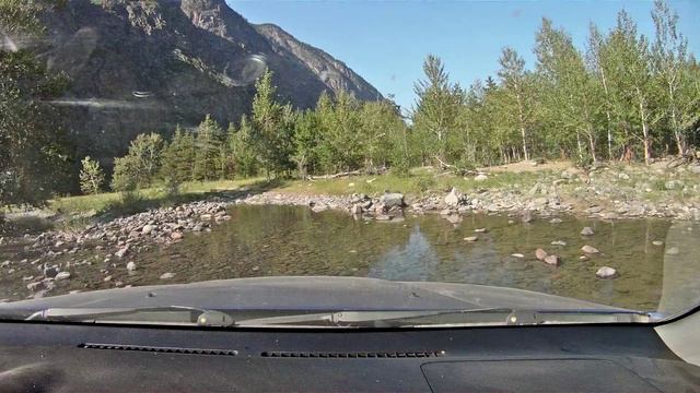 Брод на реке Башкаус по дороге к устью Чебдара смотреть онлайн