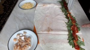 Новогодние рецепты 2023 РУЛЕТ С СЁМГОЙ , ВЯЛЕНЫМИ ПОМИДОРАМИ и рукколой лаваш с начинкой