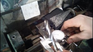 Штангенциркуль стрелочный