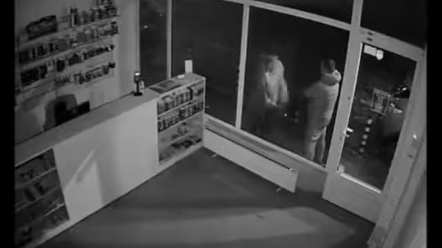 провакаторша. хорошо что есть камеры видеонаблюдения смотреть онлайн