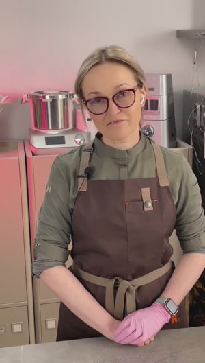 Как правильно окрасить белый шоколад в нужный цвет и создать из него кружевной шоколадный декор