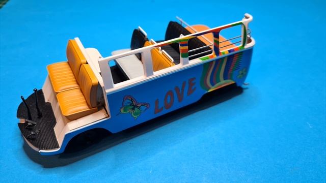 #revell #modellbau #plastikmodellbau Revell Samba Bus ( flower power) 1:24 Full Build смотреть онлайн